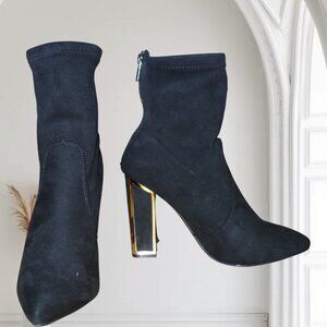 BAMBOO Black Faux Suede 4” Block Heel Ankle Boots – Size US 10 / EU 40M